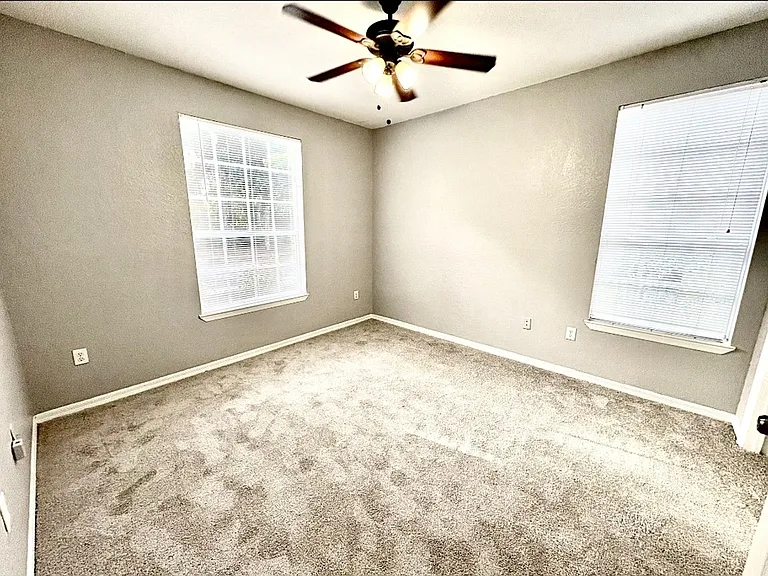 819 Grand Regency Pointe #100 — Photo 4