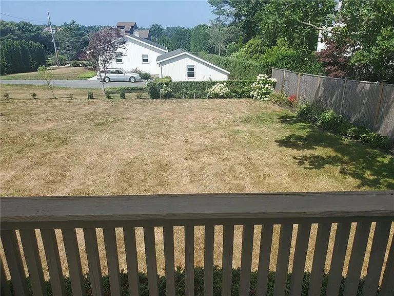 139 Coggeshall Ave — Photo 47