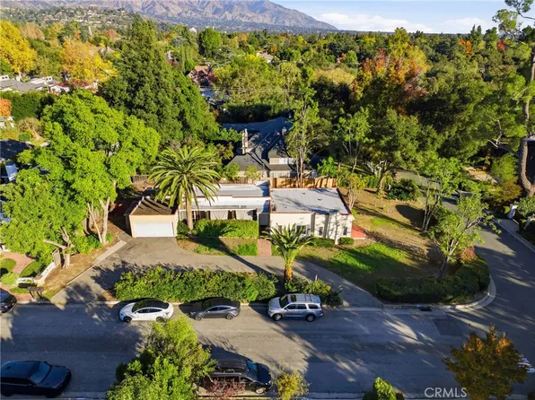 929 Descanso Dr, La Canada Flintridge, CA 91011