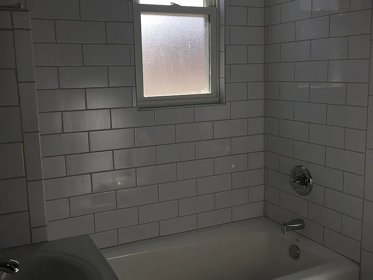 1135 Lathrop Ave #1 — Photo 5