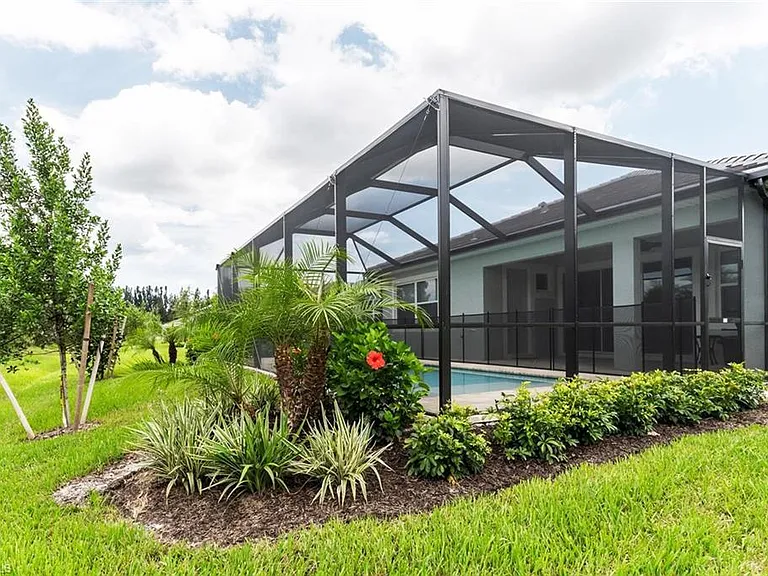 14586 Tropical Dr — Photo 21