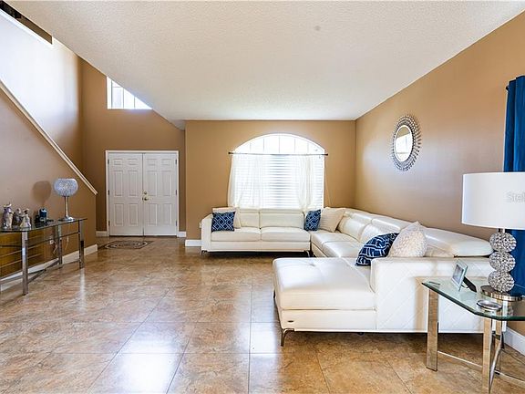 5th image of 357 Corsica Ct