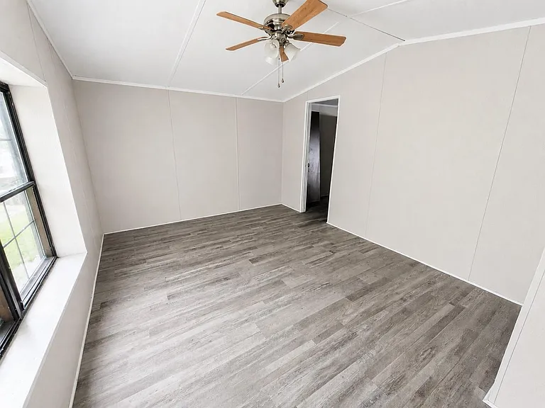 142 Aspen — Photo 15