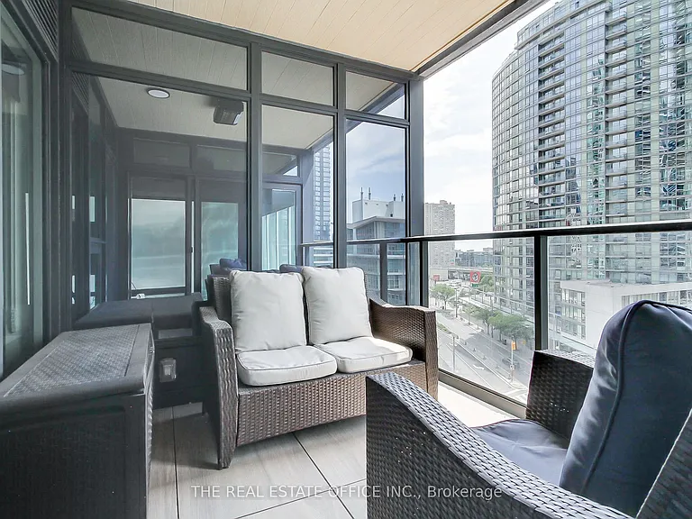 1 Concord Cityplace Way #611 — Photo 33