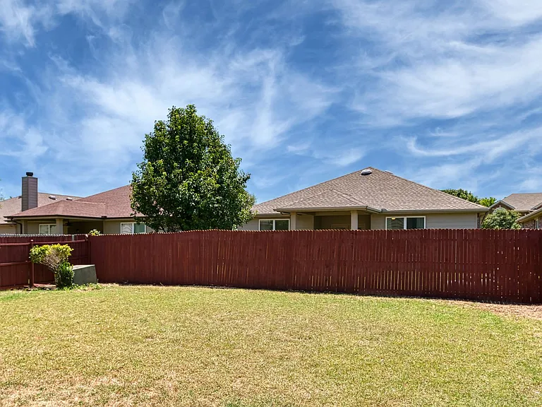 1636 Quail Grove Dr — Photo 33