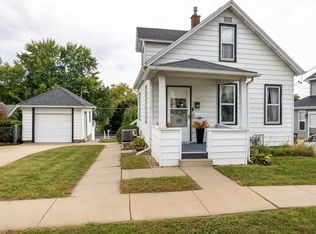 1445 Wood St, Dubuque, IA 52001