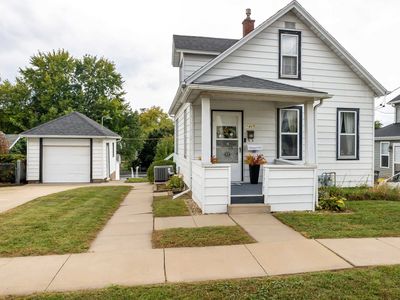 1445 Wood St, Dubuque, IA, 52001