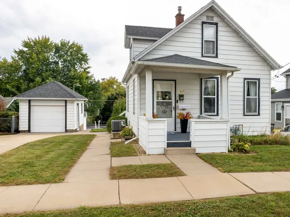 1445 Wood St, Dubuque, IA 52001
