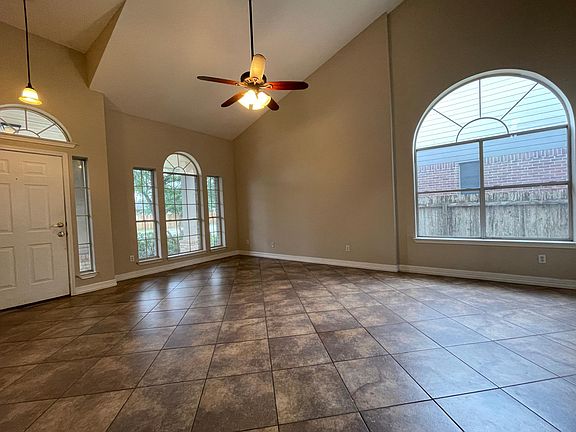 3rd image of 10512 Hainsworth Park Dr