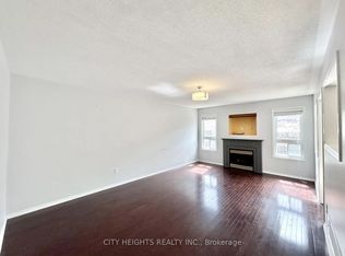 19 Sivyer Cres, Ajax, ON L1Z 2A6