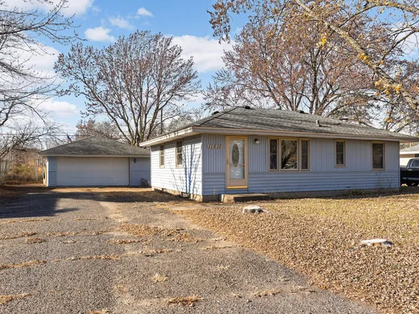 11610 Kumquat St NW, Coon Rapids, MN 55448