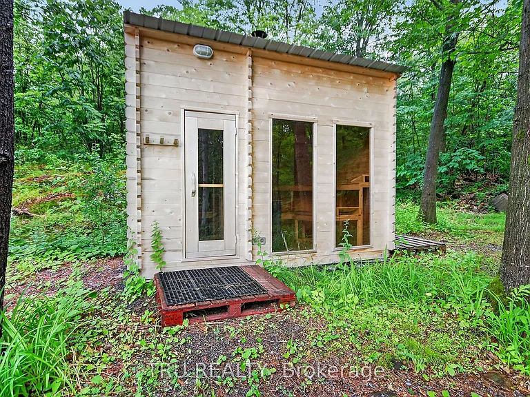2376 Kinburn Side Rd — Photo 44