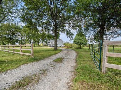 8206 E 235th St, Peculiar, MO, 64078