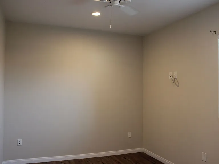 1013 Florida St — Photo 16