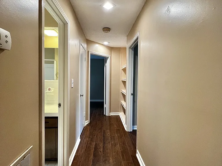 365 Welchwood Dr — Photo 12