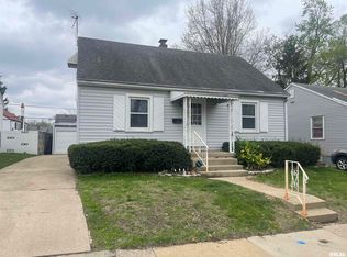 724 W Bartlett Ct, Peoria, IL