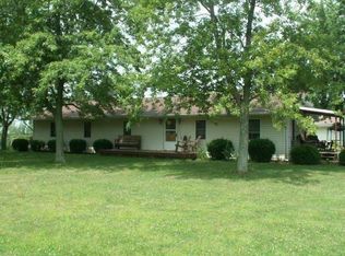 366 State Route 121 N, New Paris, OH 45347