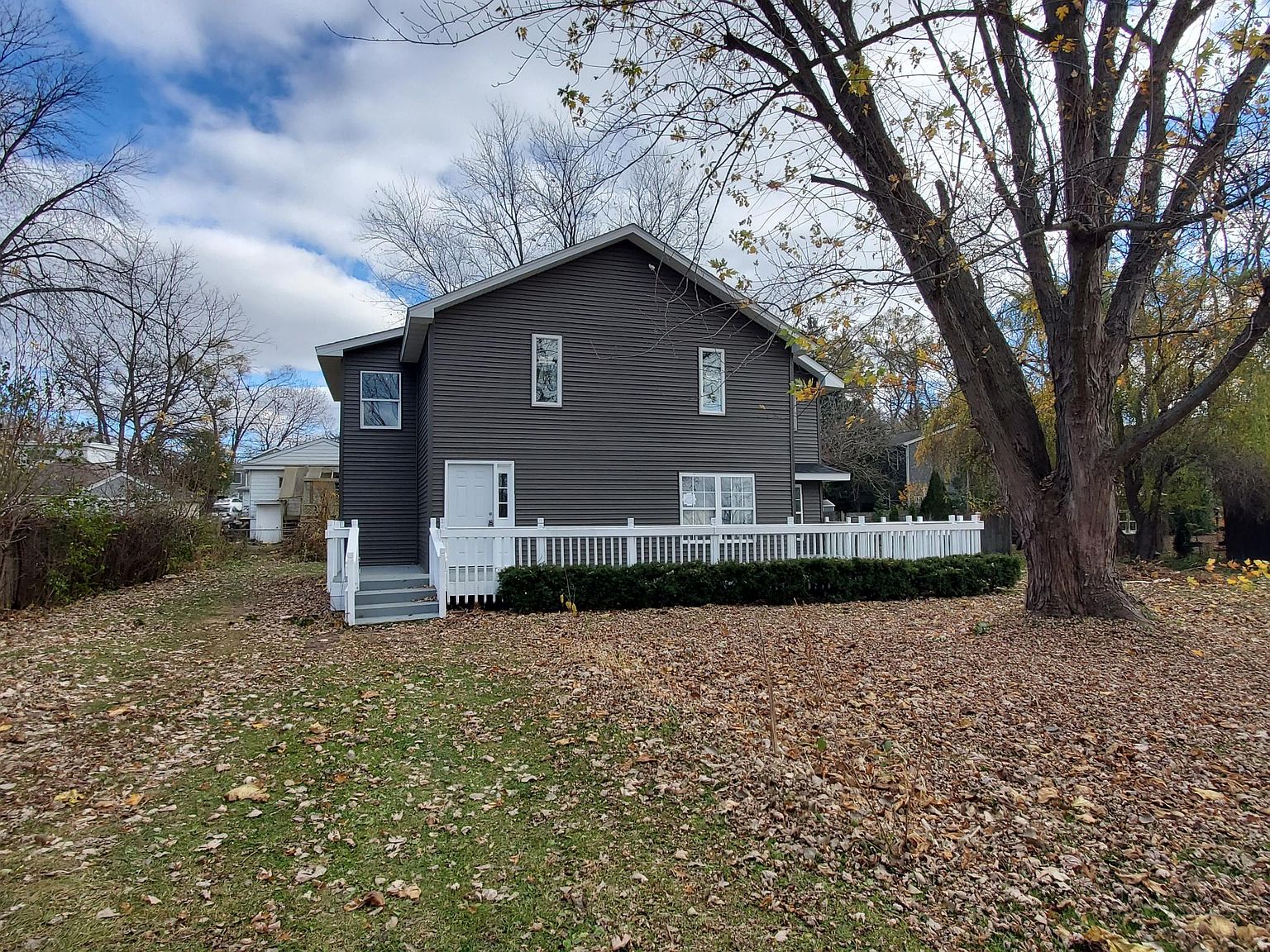 410 Venice Rd, Lakemoor, IL 60051 Zillow