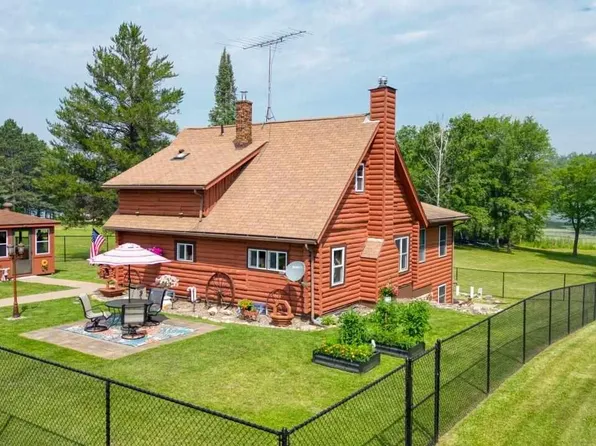 16250 Maple Knoll Dr, Pengilly, MN 55775