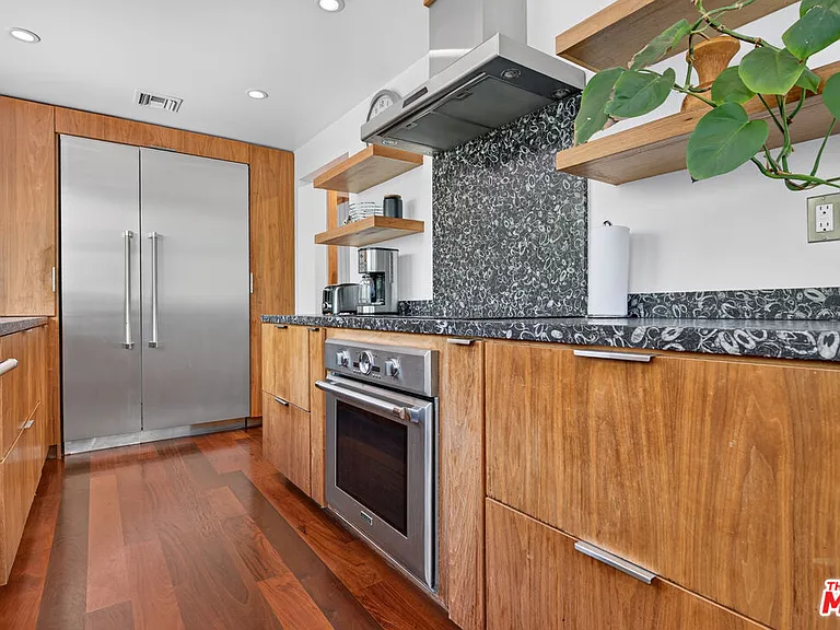 1738 Topanga Skyline Dr — Photo 24