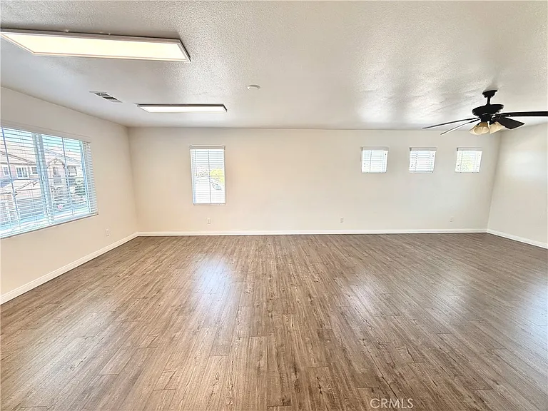31989 Harden St — Photo 32