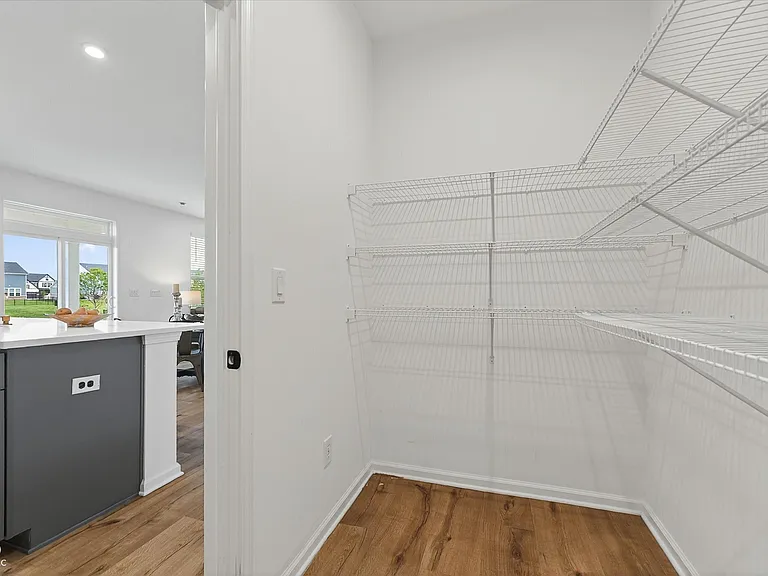 20374 N Pacific Ave — Photo 9