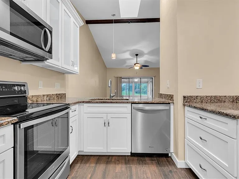 3203 Charter Club Dr #B — Photo 16