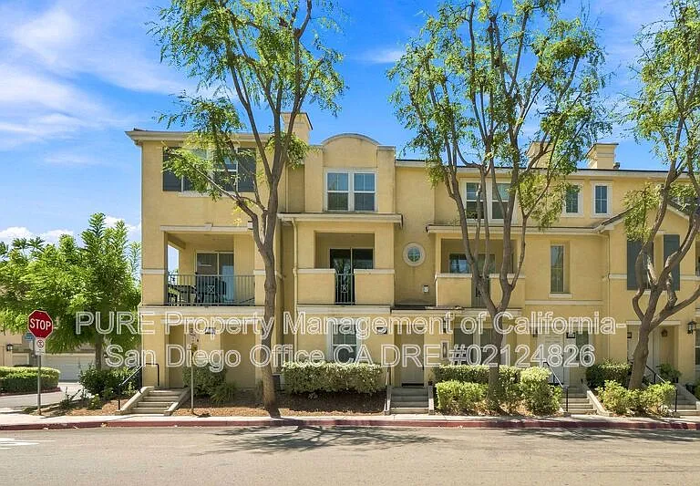 2709 Persimmon Ct — Photo 1