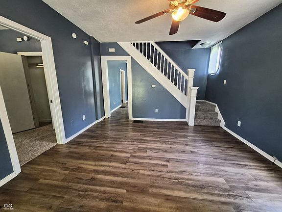2nd image of 2755 N Dearborn St