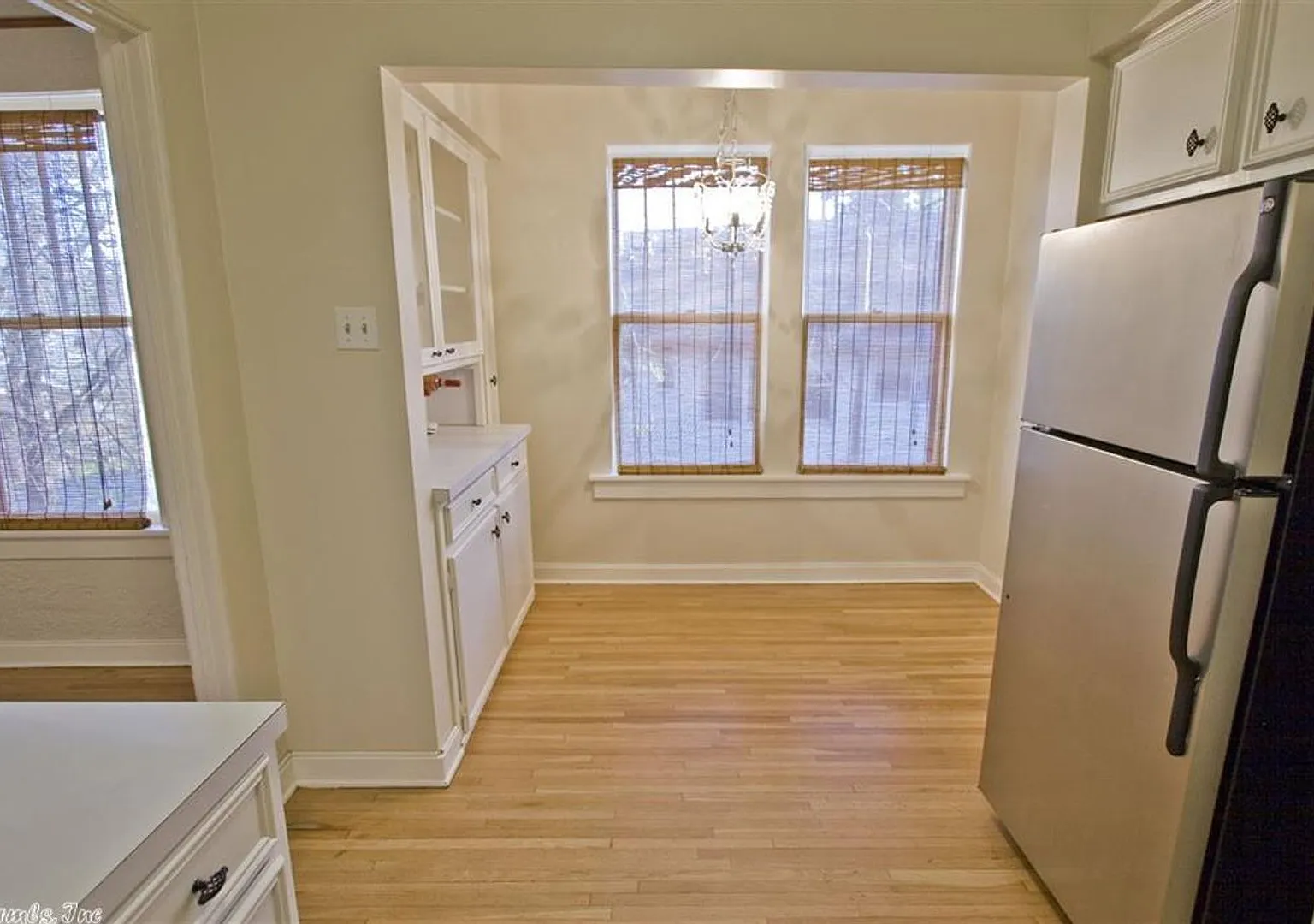 Fairfax Terrace Condos — Photo 4