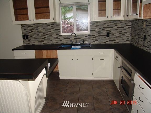 2nd image of 13813 Sandy Point Way