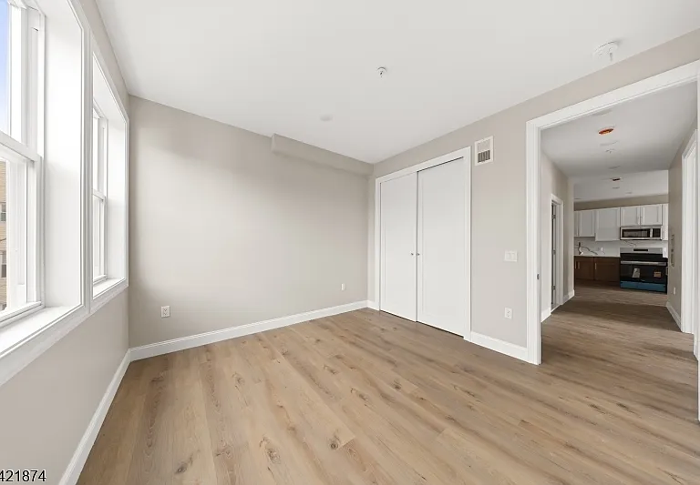 17-19 Wickham St #202 — Photo 4