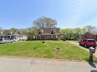 1319 Sun Valley Rd, Clarksville, TN 37040