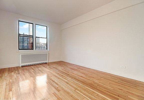 5th image of 40-40 79th St #B201