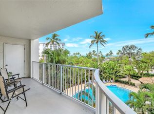 1300 Gulf Shore Blvd N APT 410, Naples, FL 34102