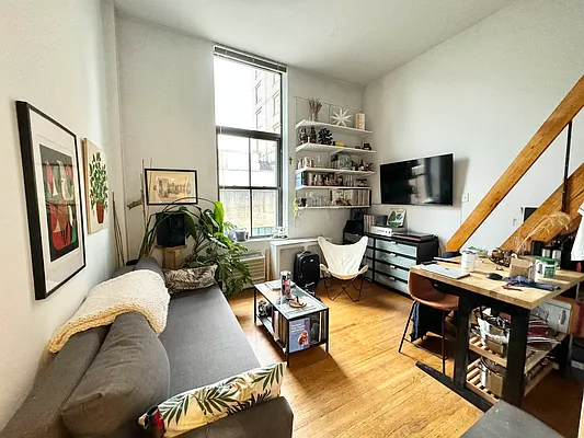 Rented by J PRESTON AND ASSOCIATES INC | media 11