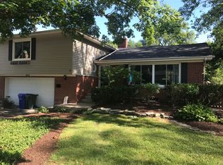 850 Smith St, Glen Ellyn, IL 60137