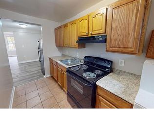 4001 4th St SE #4, Washington, DC 20032