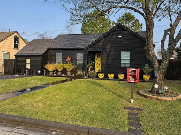 2043 Des Jardines St, Houston, TX 77023