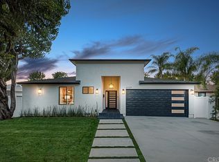 5227 Allott Ave, Van Nuys, CA 91401