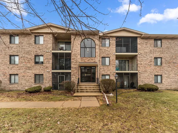 4926 134th St APT 204, Crestwood, IL 60418