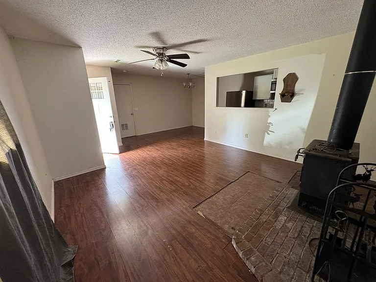 1912 Cypress Pl #B — Photo 6
