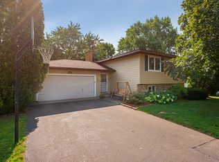 5200 Sunnyside Rd, Mounds View, MN 55112