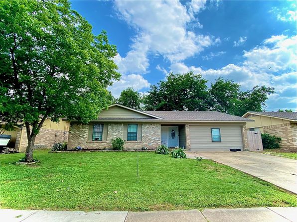 230 Price Dr