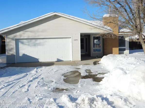 1040 Half Turn Rd, Rangely, CO 81648