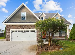 645 Morris Landing Rd, Holly Ridge, NC 28445