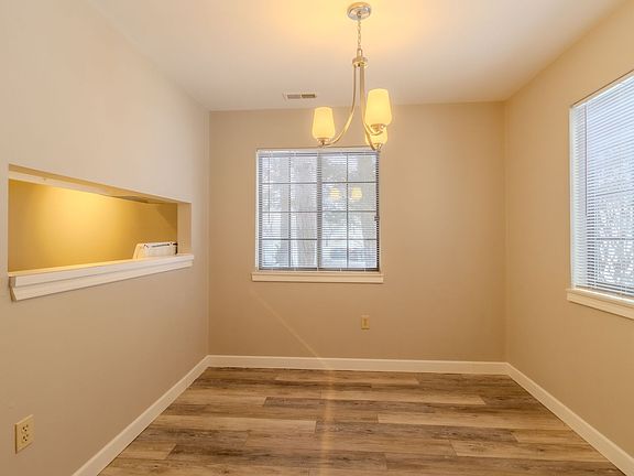 2nd image of 545 Riverine Dr APT 106