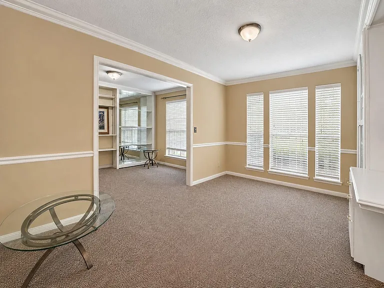 6303 Carissa Ct — Photo 5