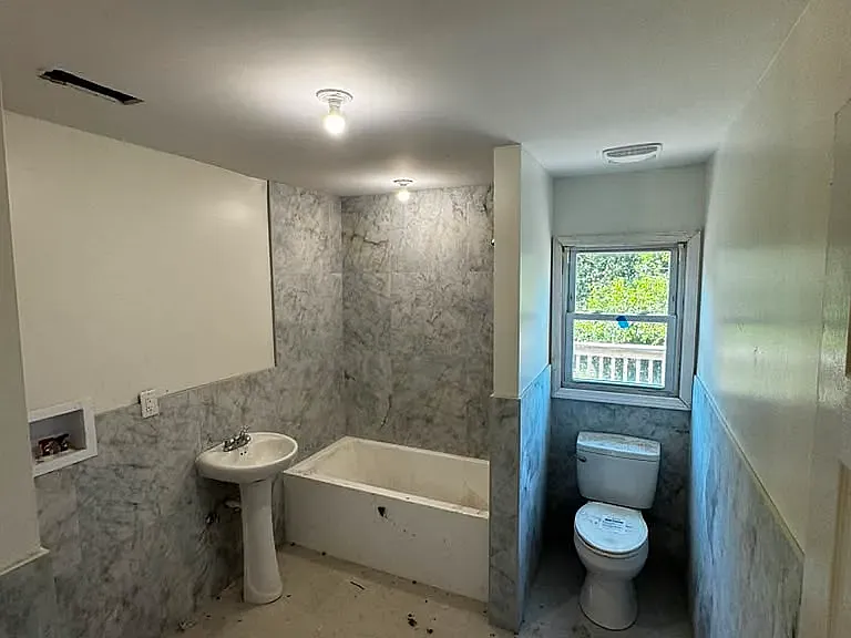 33 Kennedy Dr — Photo 10