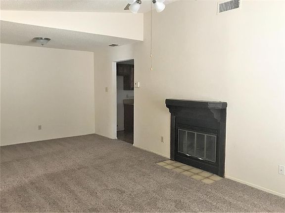 3rd image of 4909 Maryanna Way